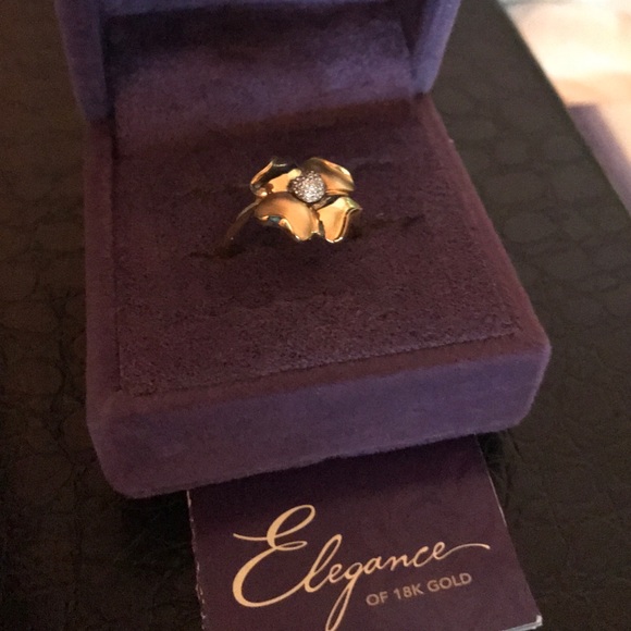 Sale⏰️18k Solid Gold-Italian Vintage flower Design w/centerDiamonds 6/6.5 - Picture 3 of 13